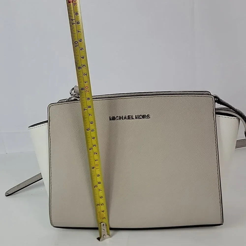 Michael‎ Kors Saffiano Mediu. Leather Women's Crossbody Bag